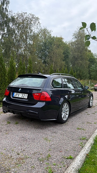 BMW 325d 3 of 10