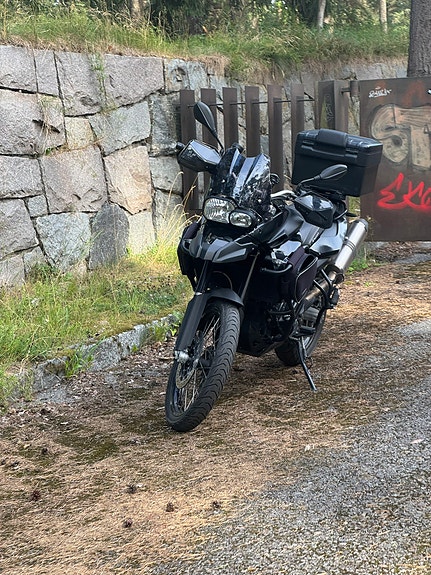 BMW F 800 GS 2 of 5