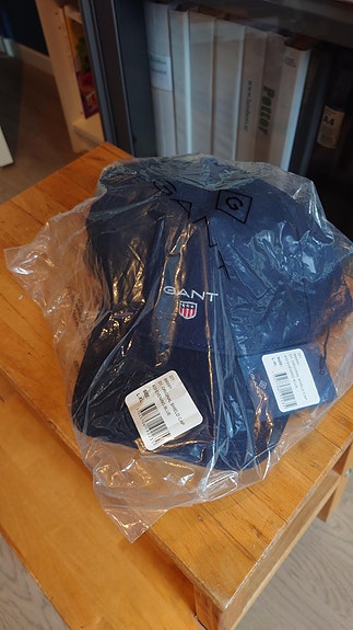 Product image 1 of 2