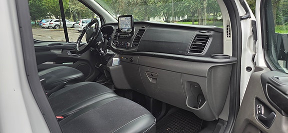 Ford Transit Custom 6 of 9