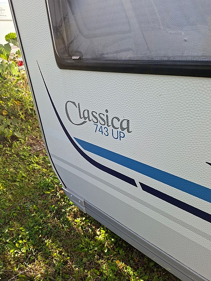 Adria Adria classica 743 up 2 of 27