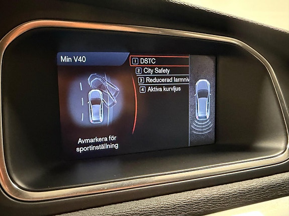 Volvo V40 Cross Country 16 of 29