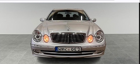 Mercedes-Benz E240 3 of 17