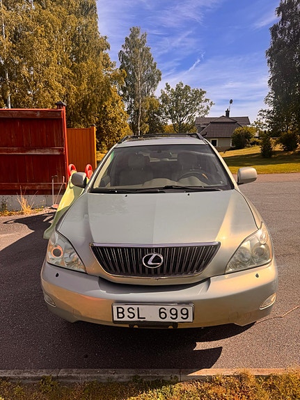 Lexus RX350 2 of 6