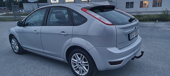 Ford Focus 3 of 5