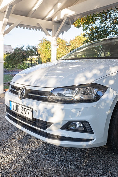 Volkswagen Polo 2 of 12