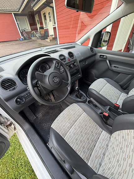 Volkswagen Caddy 6 of 9