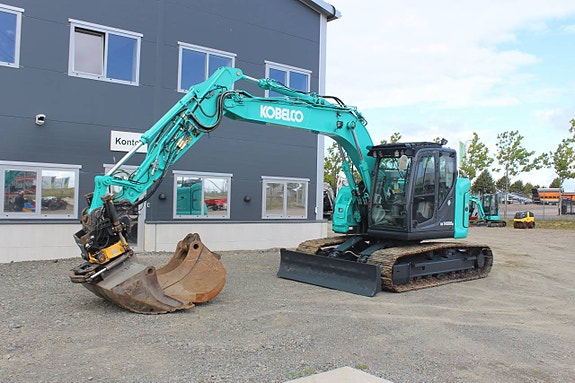 Bandgrävare Kobleco SK140 SRLC -7 Rototilt med grip 2 of 12