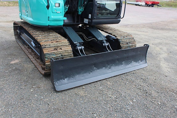 Bandgrävare Kobleco SK140 SRLC -7 Rototilt med grip 6 of 12