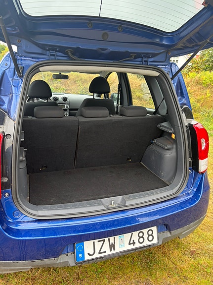 Mitsubishi Colt 6 of 8