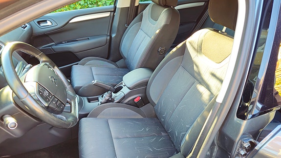 Citroen C4 6 of 8