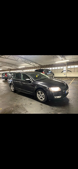 Skoda Octavia 6 of 12