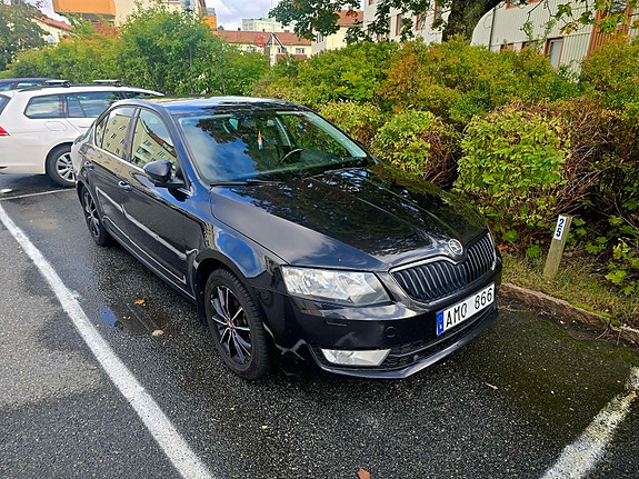 Skoda Octavia 3 of 12