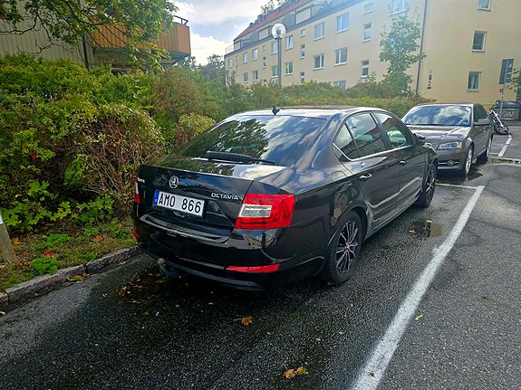 Skoda Octavia 4 of 12