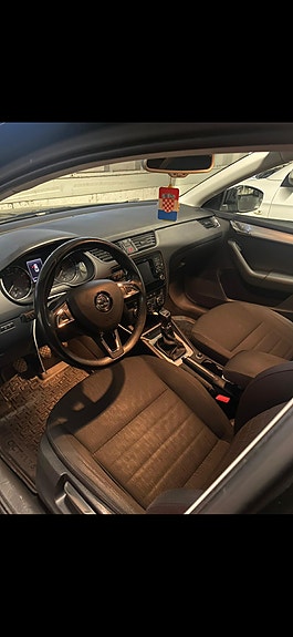 Skoda Octavia 7 of 12