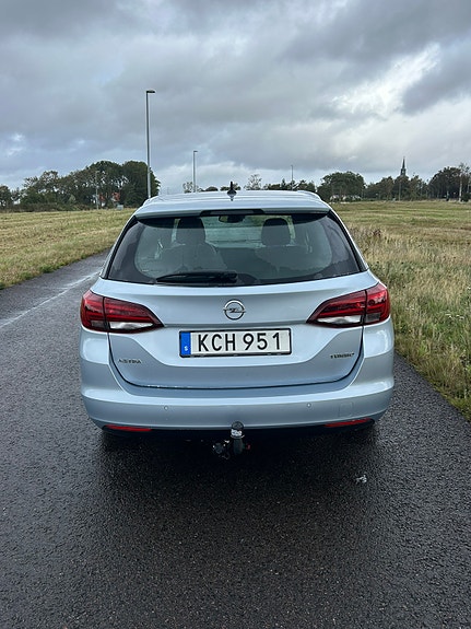 Opel Astra 3 of 8