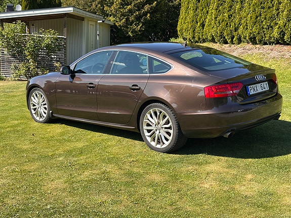 Audi A5 2 of 12