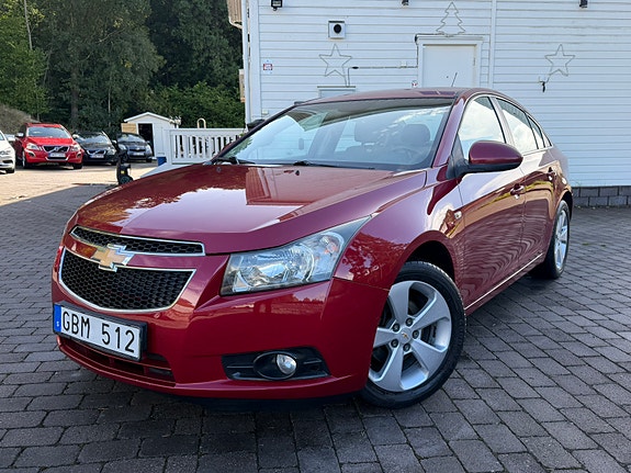 Chevrolet Cruze 6 of 30