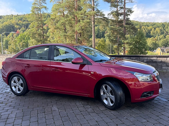 Chevrolet Cruze 9 of 30