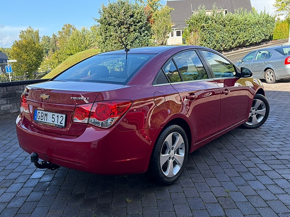 Chevrolet Cruze 11 of 30