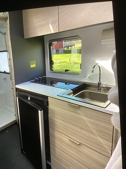Adria Alter 432PX 16 of 17