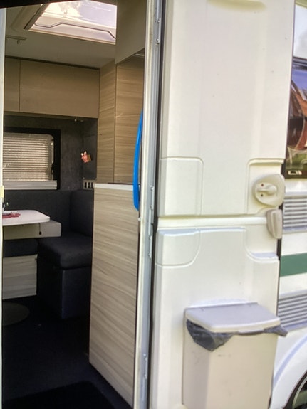 Adria Alter 432PX 5 of 17