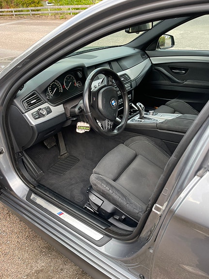 BMW 525d 6 of 7