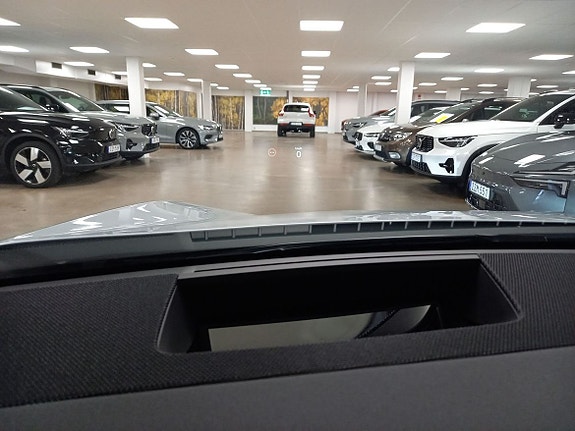Polestar 4 16 of 18