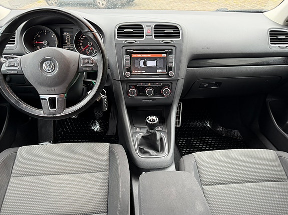 Volkswagen Golf VI 26 of 30