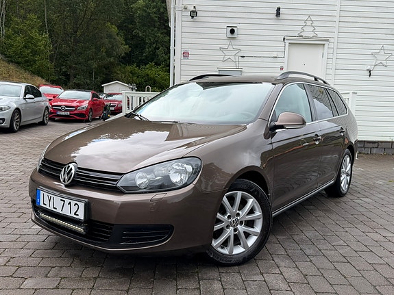 Volkswagen Golf VI 2 of 30