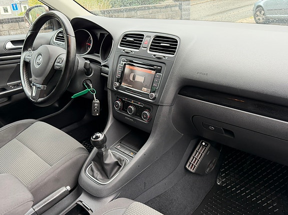 Volkswagen Golf VI 29 of 30