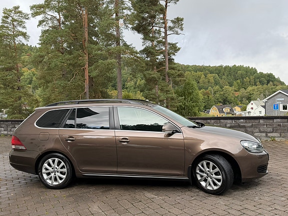 Volkswagen Golf VI 8 of 30