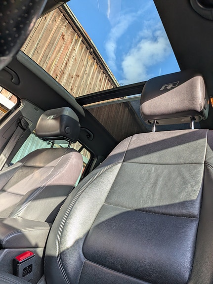 Volkswagen Tiguan 3 of 7