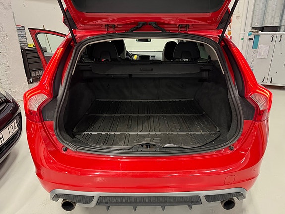 Volvo V60 15 of 15