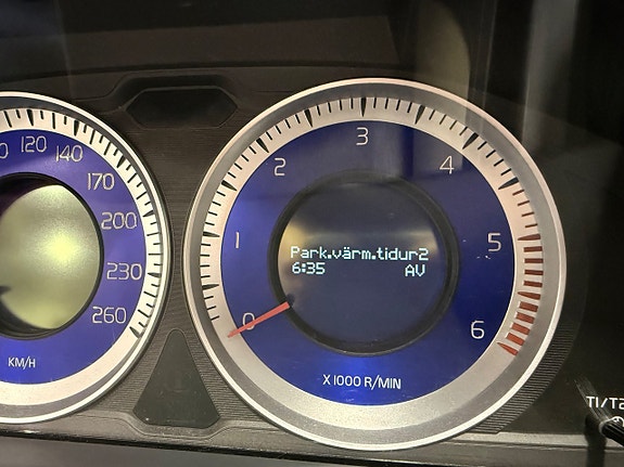 Volvo V60 11 of 15
