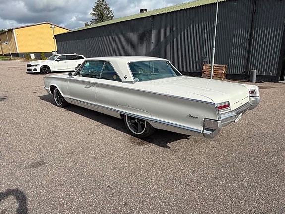 Chrysler Newport 4 of 22