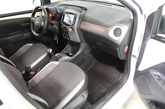 Toyota Aygo 17 of 20