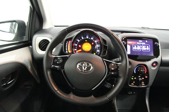 Toyota Aygo 15 of 20