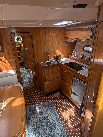 Bavaria 37 sport 2008 11 of 18