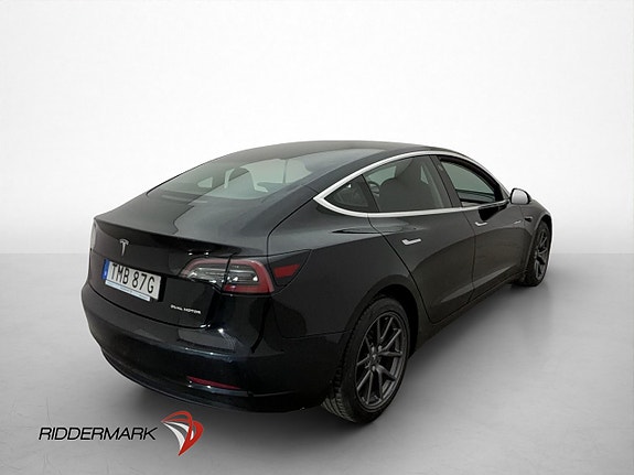 Tesla Model 3 9 of 30