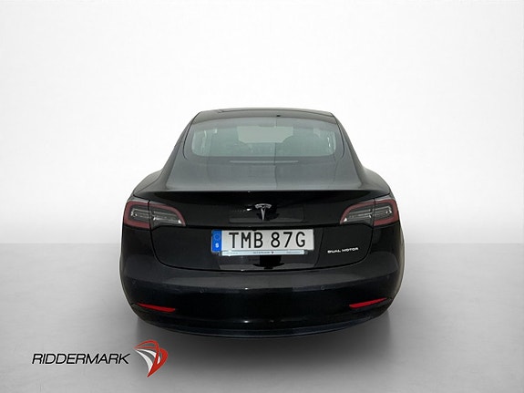 Tesla Model 3 8 of 30