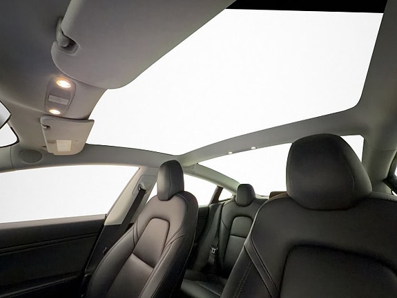 Tesla Model 3 12 of 30