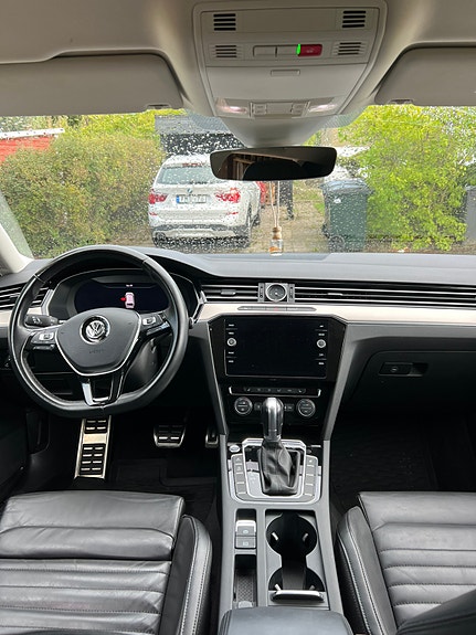 Volkswagen Passat Alltrack 6 of 13