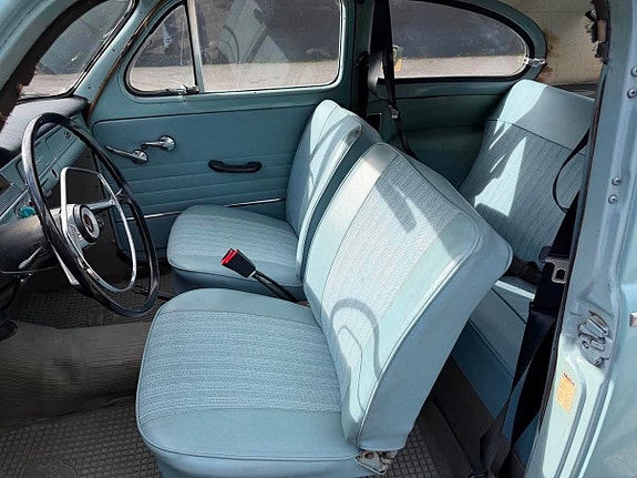 Volvo PV 12 of 23
