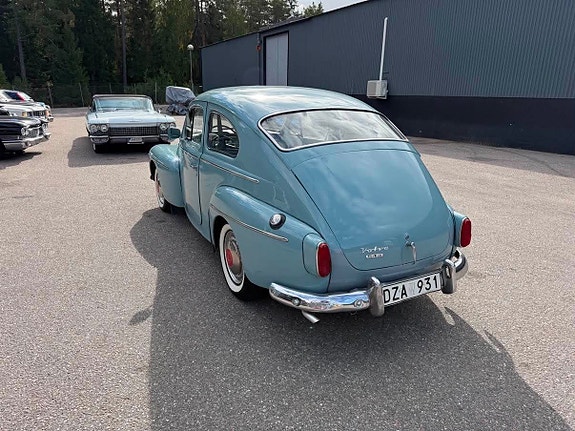 Volvo PV 6 of 23