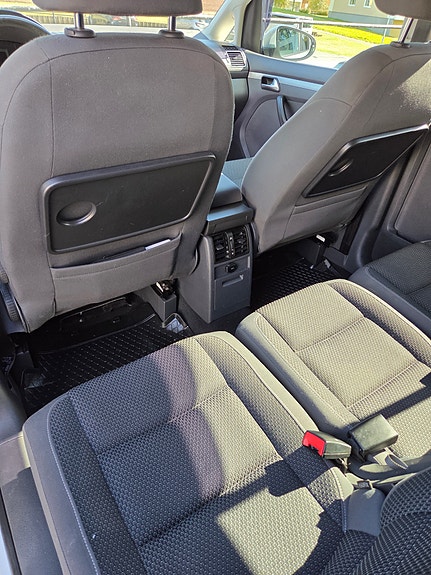 Volkswagen Touran 7 of 8