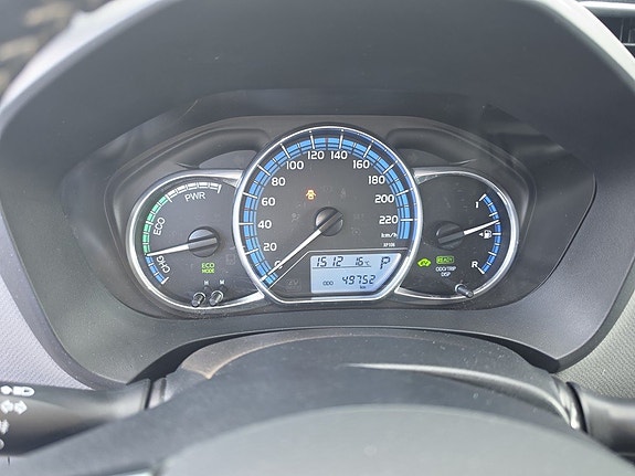 Toyota Yaris 9 of 18