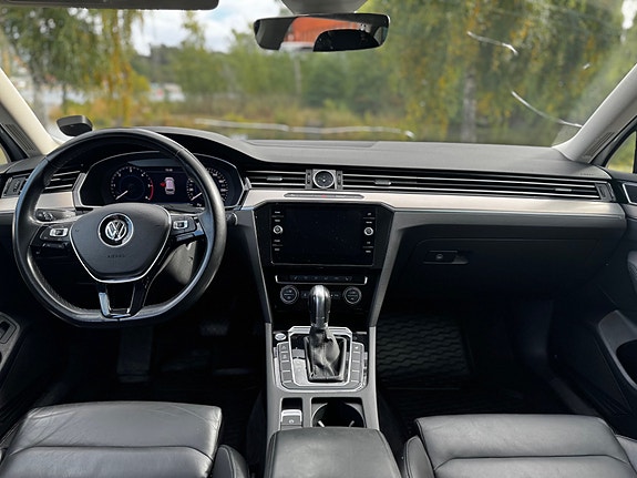 Volkswagen Passat 5 of 7