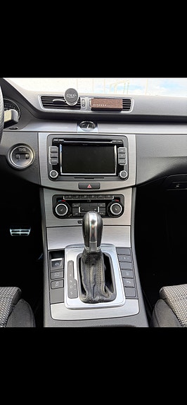 Volkswagen Passat 8 of 10