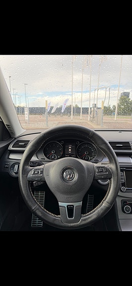 Volkswagen Passat 7 of 10